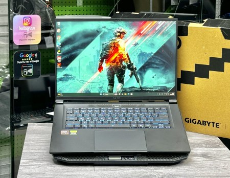 Gigabyte Aero X16 EG61H 1